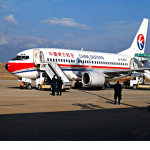格尔木机场快递航空快运业稳步发展的原因是什么？